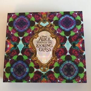 Urban Decay Disney Alice through the looking glass
